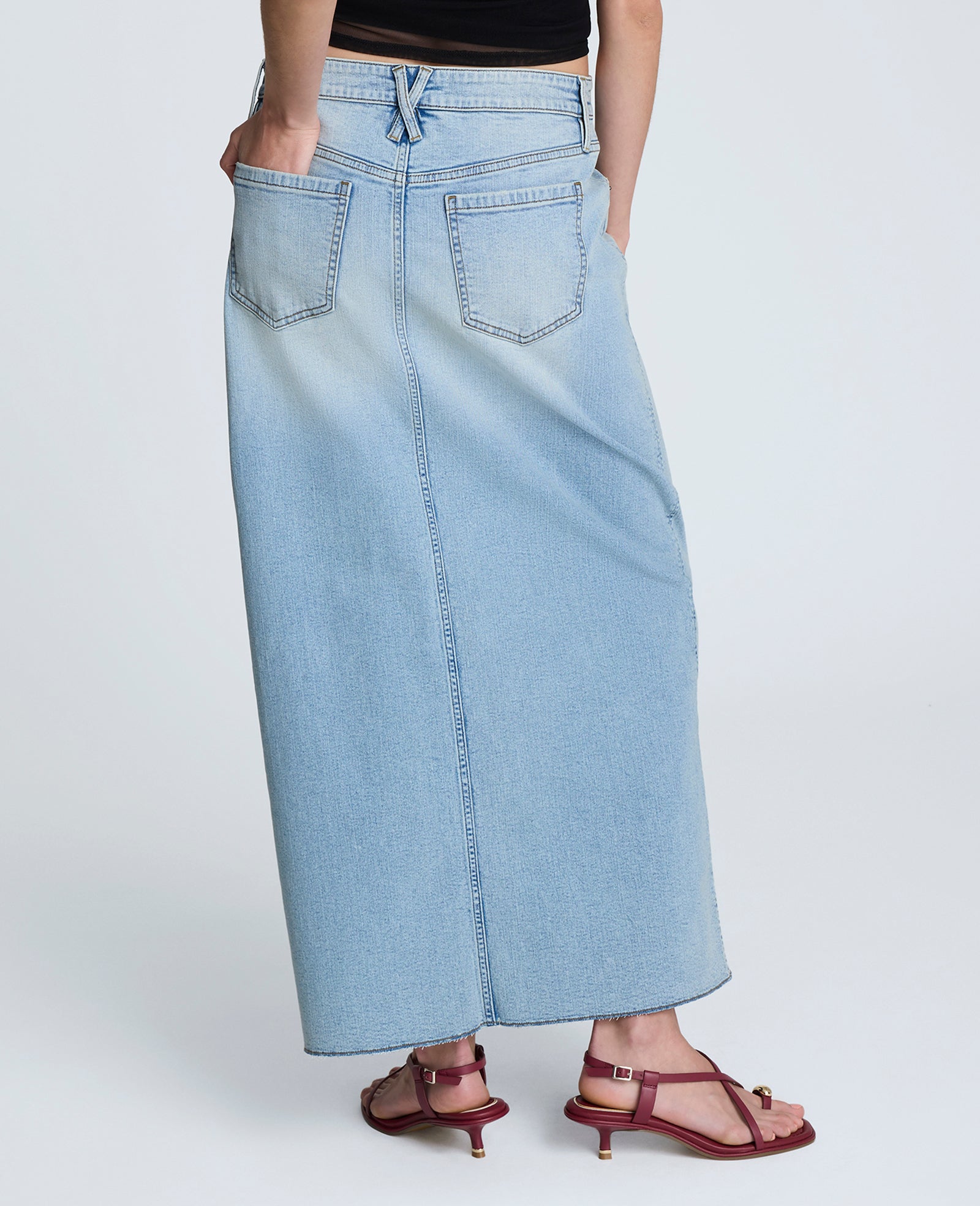 Denim Fly Front 4-Pocket Maxi Skirt With Fray Hem